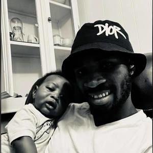 Meet your Posher, Fatina